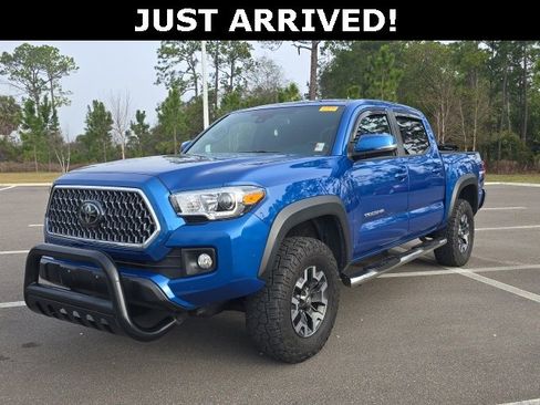 Used 2018 Toyota Tacoma TRD Off-Road image 23
