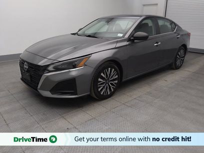 Used 2024 Nissan Altima 2.5 SV