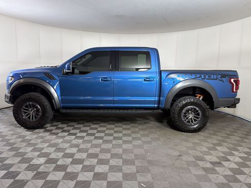 Used 2019 Ford F150 Raptor w/ Equipment Group 802A Luxury AWD/4WD image 2