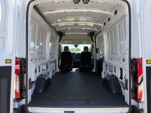 New 2025 Ford Transit 250 Base image 28