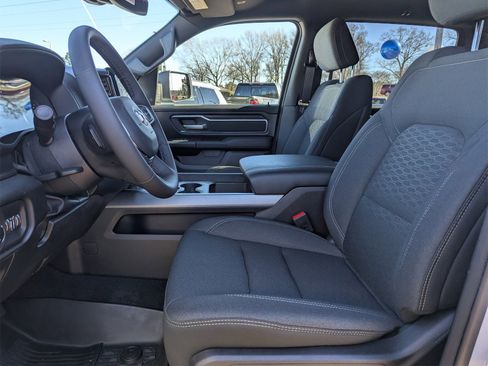New 2026 RAM 1500 4x4 Crew Cab image 10