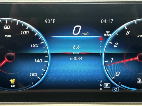 Used 2023 Mercedes-Benz CLA 250 w/ Premium Package image 28