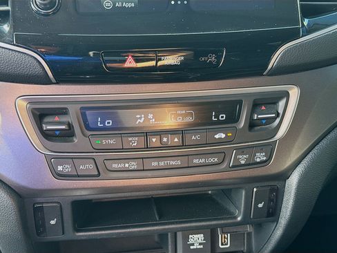 Used 2022 Honda Pilot Special Edition image 14