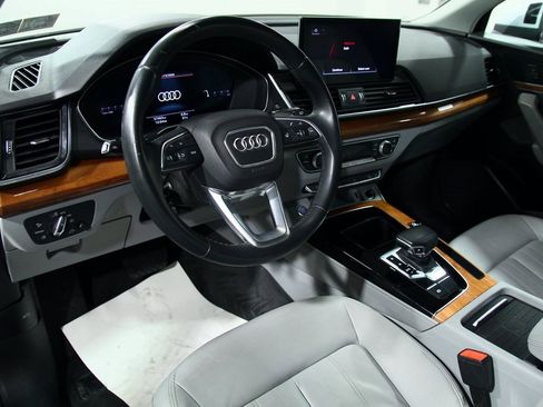 Used 2021 Audi Q5 2.0T Premium Plus w/ Premium Plus Package image 5