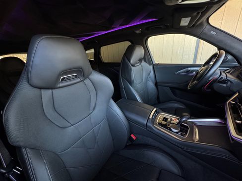 Used 2024 BMW XM image 23