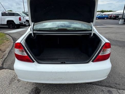 Used 2002 Toyota Camry XLE FWD image 36