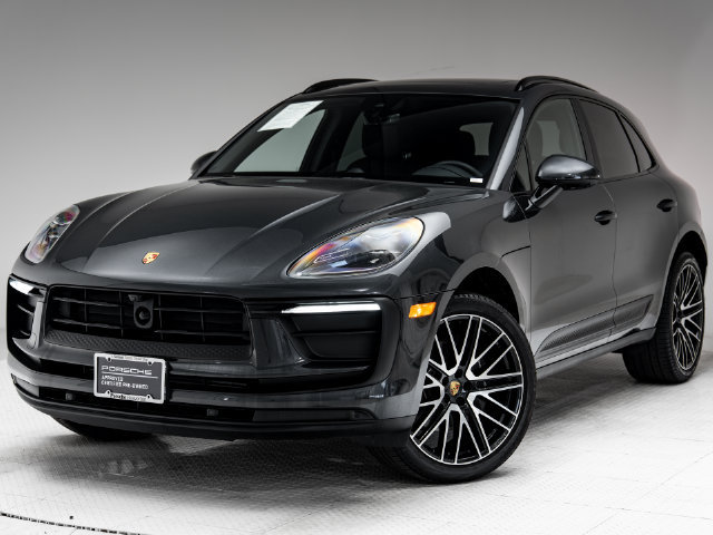 Certified 2026 Porsche Macan AWD/4WD image 1
