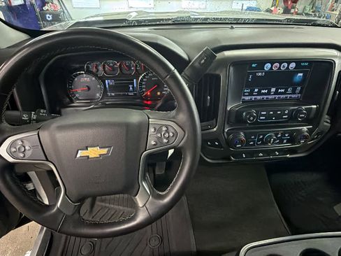 Used 2018 Chevrolet Silverado 1500 LT w/ All Star Edition image 10