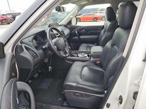 Used 2024 INFINITI QX80 Luxe image 4