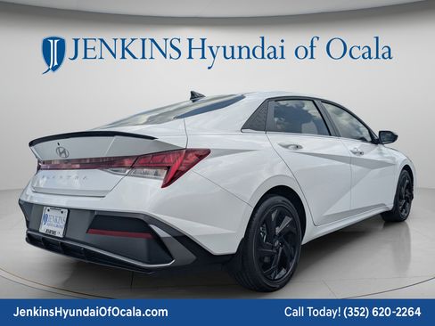 New 2026 Hyundai Elantra SEL Sport Premium FWD image 5