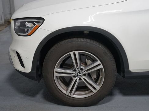 Used 2022 Mercedes-Benz GLC 300 image 5