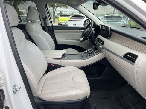 Used 2021 Hyundai Palisade SEL w/ Premium Package AWD/4WD image 17