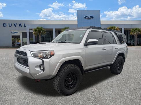 Used 2021 Toyota 4Runner TRD Off-Road image 8