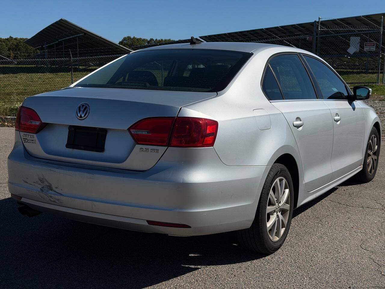 Used 2013 Volkswagen Jetta SE FWD image 5