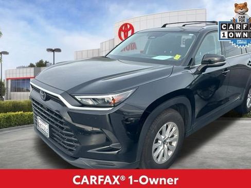 Used 2024 Toyota Grand Highlander XLE image 2