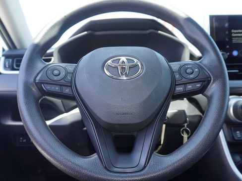 Used 2025 Toyota RAV4 LE FWD image 20