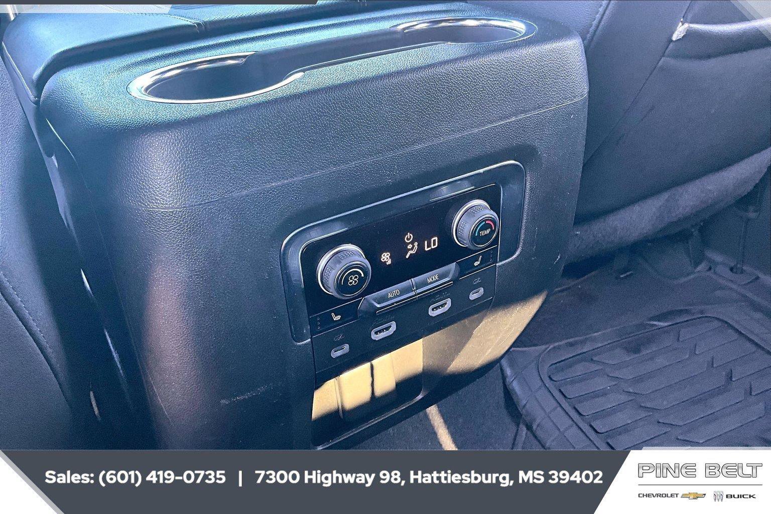 Used 2024 Chevrolet Tahoe Premier RWD image 25