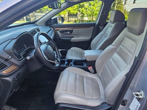 Used 2017 Honda CR-V Touring image 8