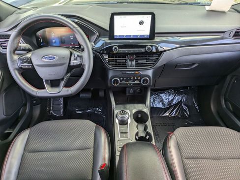 Used 2025 Ford Escape ST-Line image 24