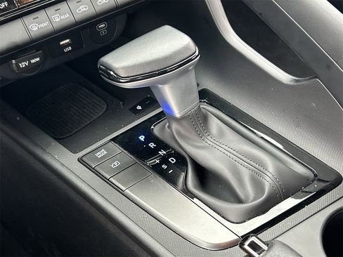 New 2025 Hyundai Elantra Sport image 28