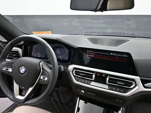 Used 2022 BMW 230i Coupe w/ Premium Package 2 RWD image 17
