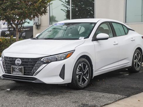 Used 2025 Nissan Sentra SV w/ All-Weather Package image 3