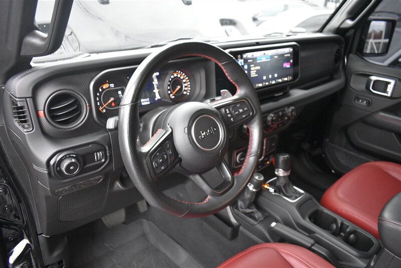 Used 2024 Jeep Wrangler Unlimited Rubicon 392 AWD/4WD image 19
