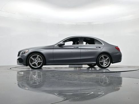 Used 2017 Mercedes-Benz C 300 4MATIC Sedan image 40
