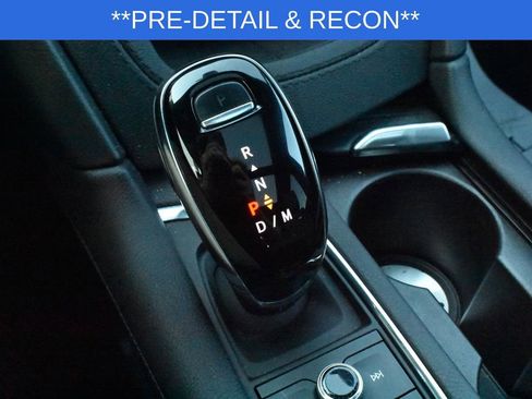Used 2024 Cadillac XT6 Sport w/ LPO, Floor Liner Package AWD/4WD image 17