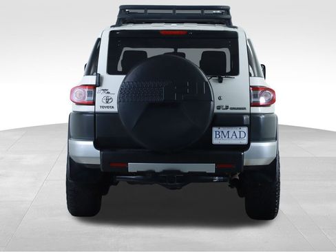 Used 2013 Toyota FJ Cruiser 4WD image 11