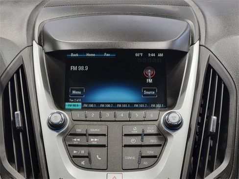 Used 2017 Chevrolet Equinox LT w/ Convenience Package image 19