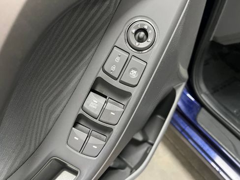 Used 2013 Hyundai Elantra GLS w/ Preferred Pkg FWD image 13