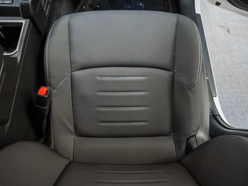 Used 2024 Toyota Tacoma TRD Off-Road image 41