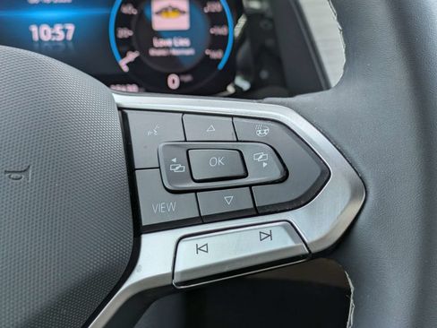 Certified 2024 Volkswagen Atlas Cross Sport SE FWD image 35