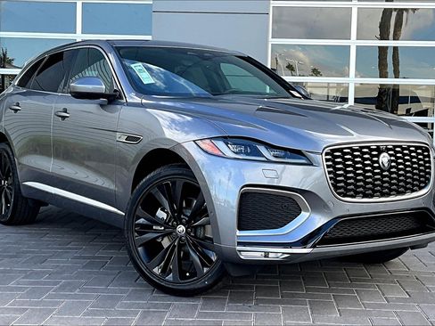 New 2026 Jaguar F-PACE R-Dynamic S image 2