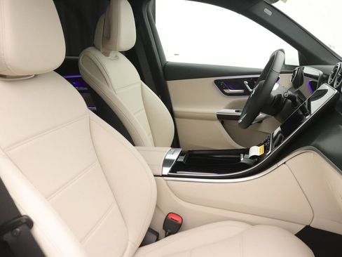 New 2026 Mercedes-Benz GLC 300 GLC 300 image 9