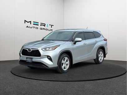 Used 2020 Toyota Highlander LE
