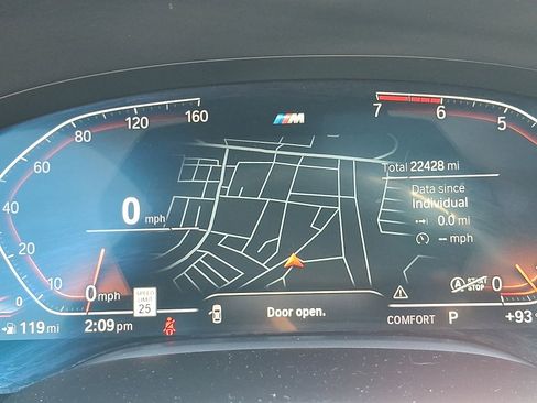 Used 2022 BMW 750i xDrive w/ Executive Package image 22