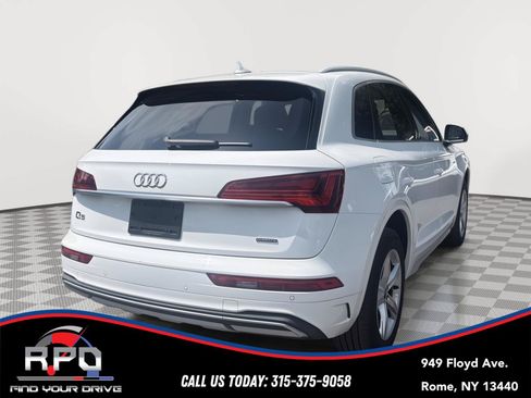Used 2021 Audi Q5 2.0T Premium w/ Convenience Package AWD/4WD image 4