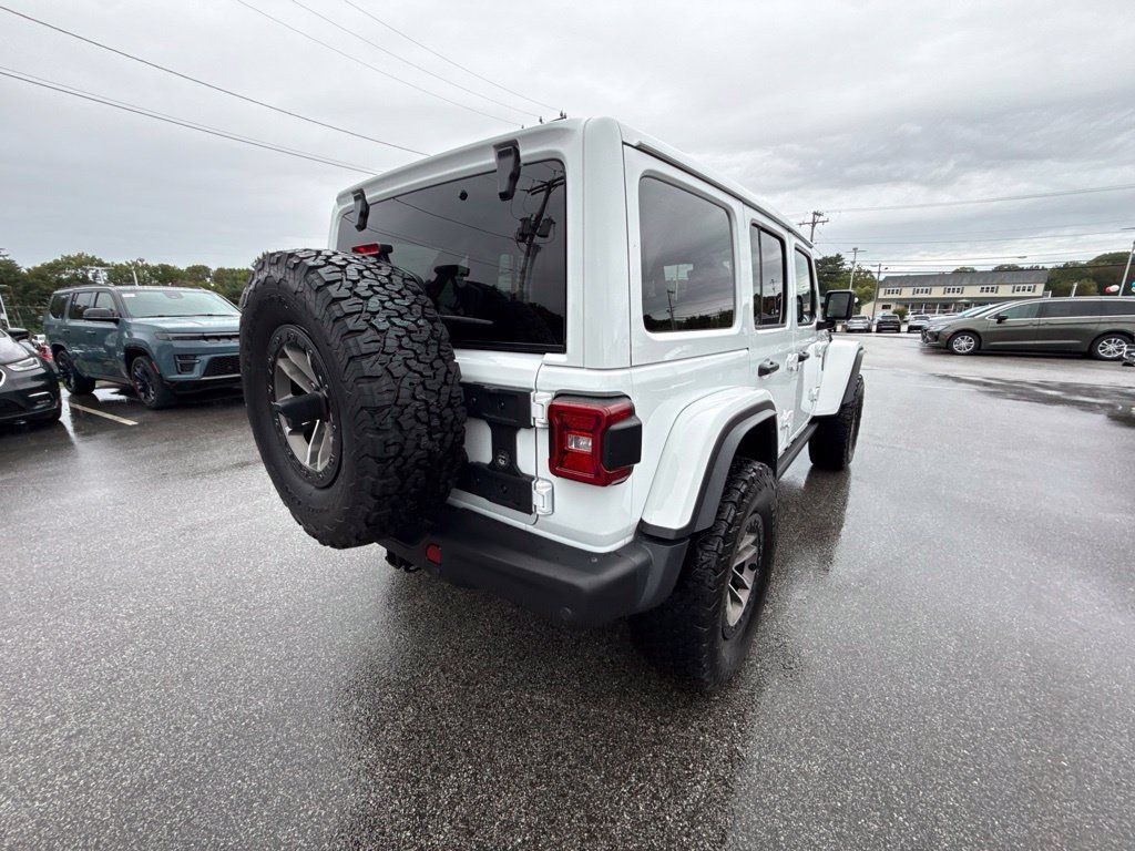 Used 2024 Jeep Wrangler Unlimited Rubicon 392 AWD/4WD image 5