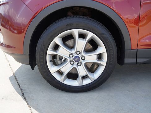 Used 2016 Ford Escape Titanium image 13