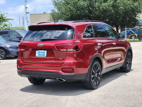 Used 2020 Kia Sorento S FWD image 6