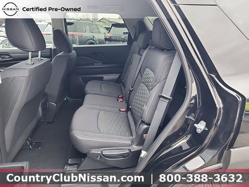 Certified 2024 Nissan Pathfinder S image 22