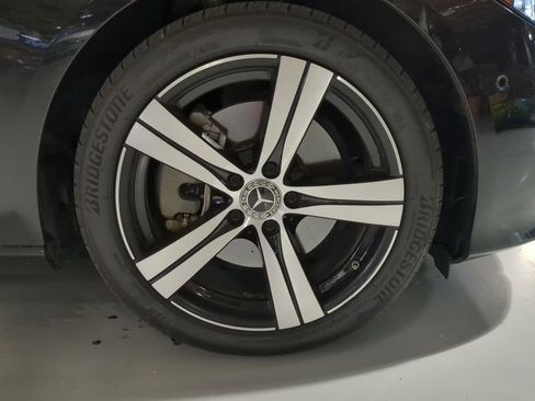 Used 2023 Mercedes-Benz C 300 4MATIC Sedan image 6