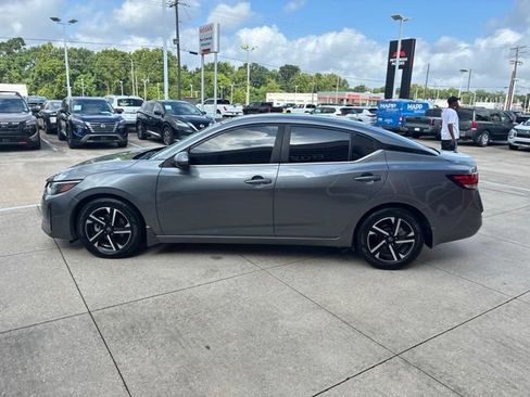 Used 2024 Nissan Sentra SV FWD image 4