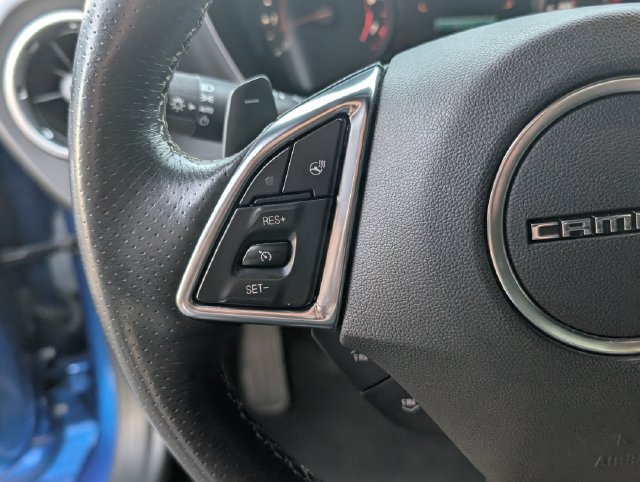Used 2016 Chevrolet Camaro SS RWD image 13