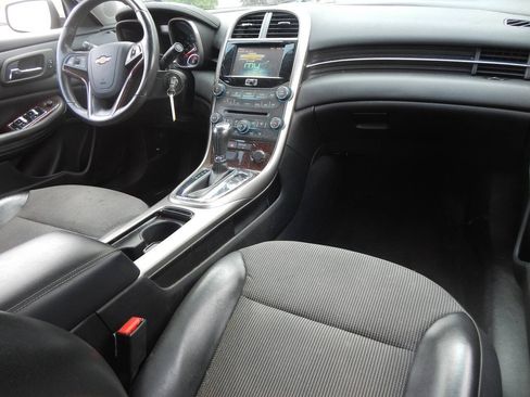 Used 2013 Chevrolet Malibu LT FWD image 35