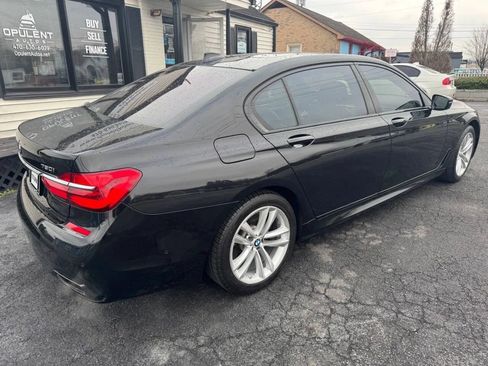 Used 2016 BMW 750i xDrive 750i xDrive Sedan 4D image 10