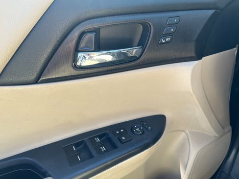 Used 2014 Honda Accord EX-L image 20