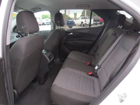Used 2023 Chevrolet Equinox LT FWD image 13